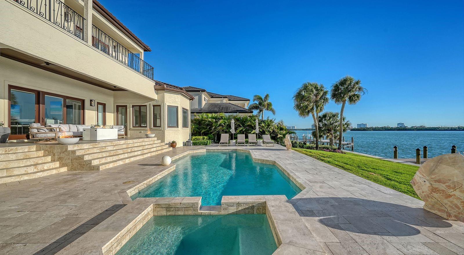 344 W ROYAL FLAMINGO DR, SARASOTA, FL, 34236