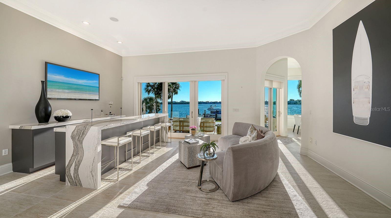 344 W ROYAL FLAMINGO DR, SARASOTA, FL, 34236