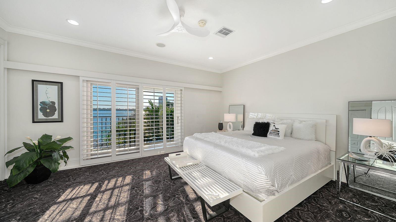 344 W ROYAL FLAMINGO DR, SARASOTA, FL, 34236