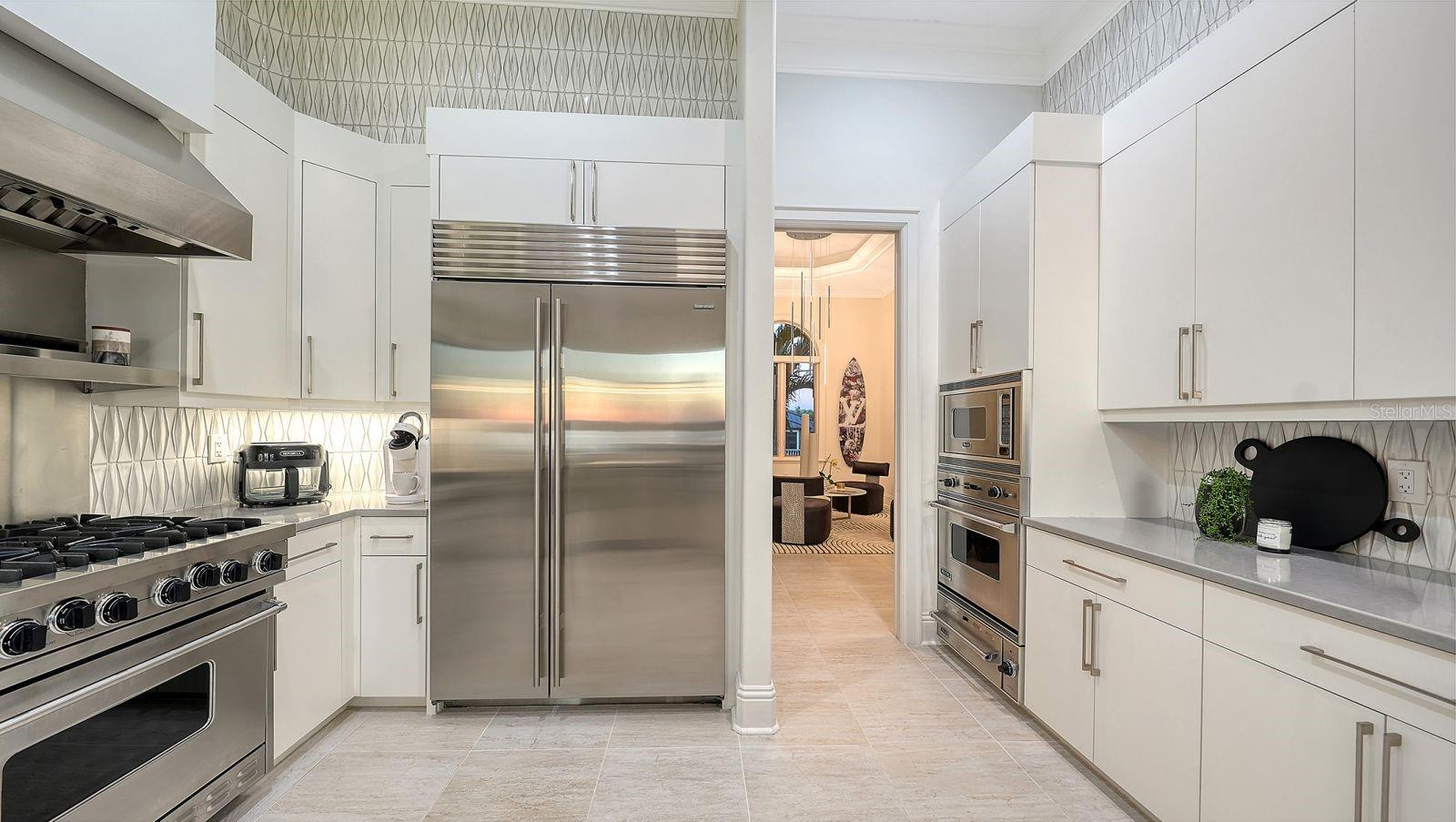 344 W ROYAL FLAMINGO DR, SARASOTA, FL, 34236