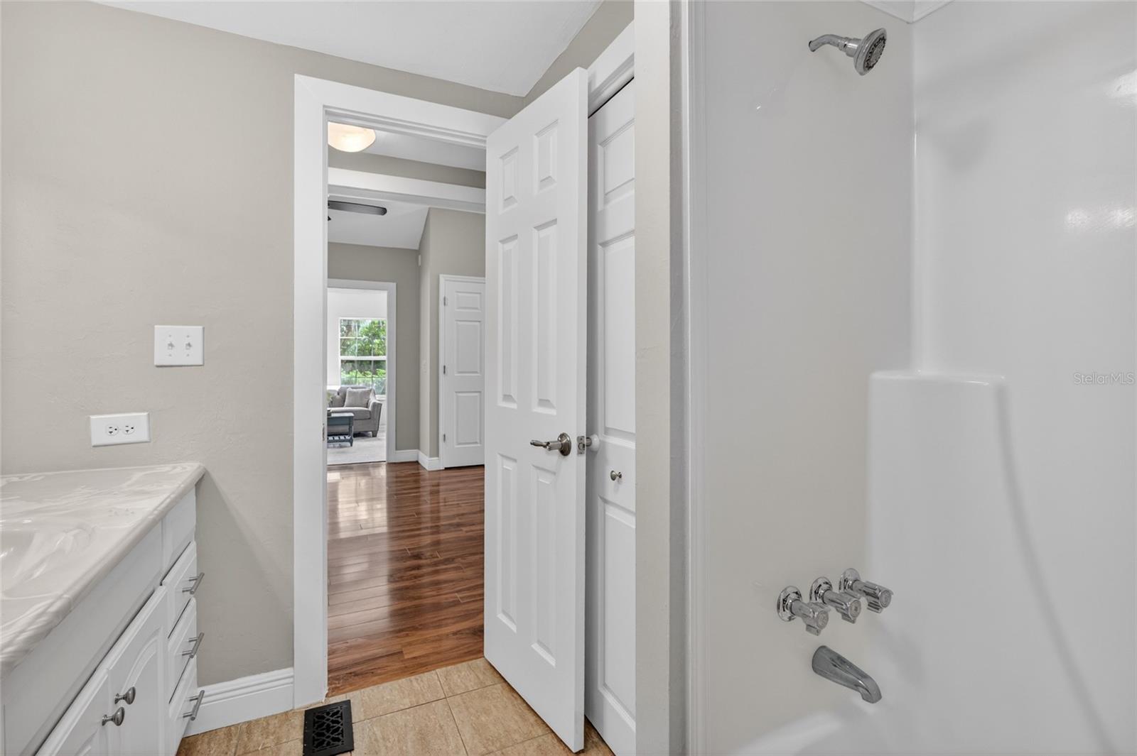 130 BULL POND LN, HAWTHORNE, FL, 32640