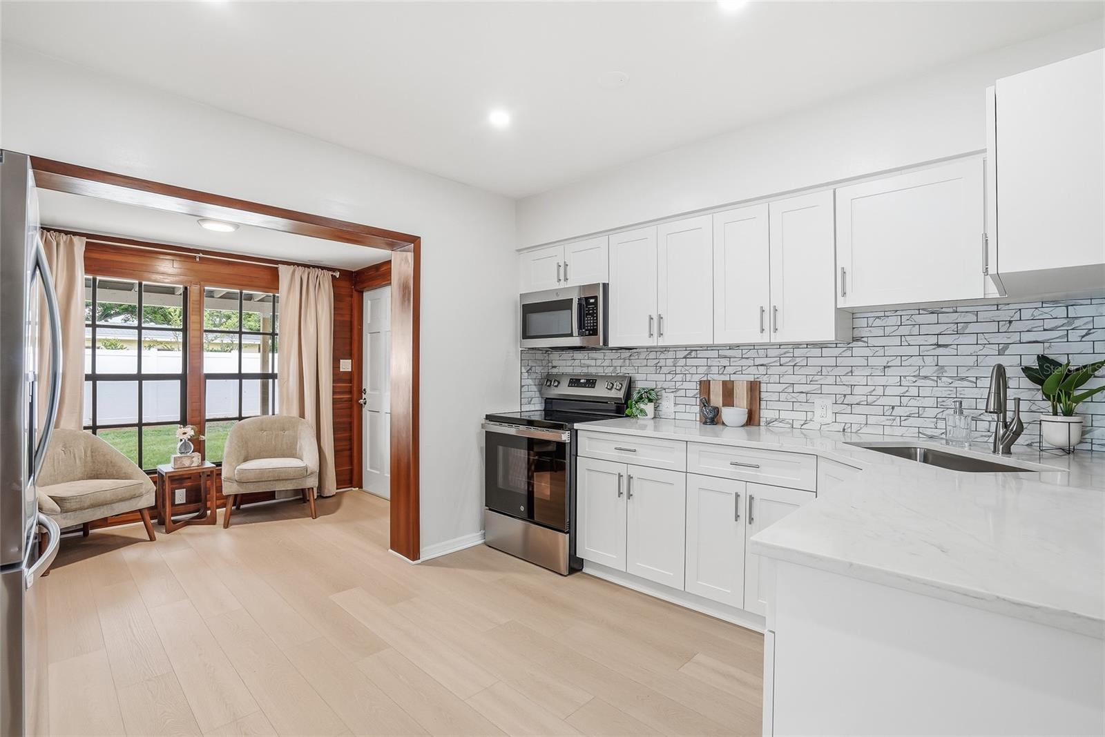 2164 RIVIERA DR, CLEARWATER, FL, 33763