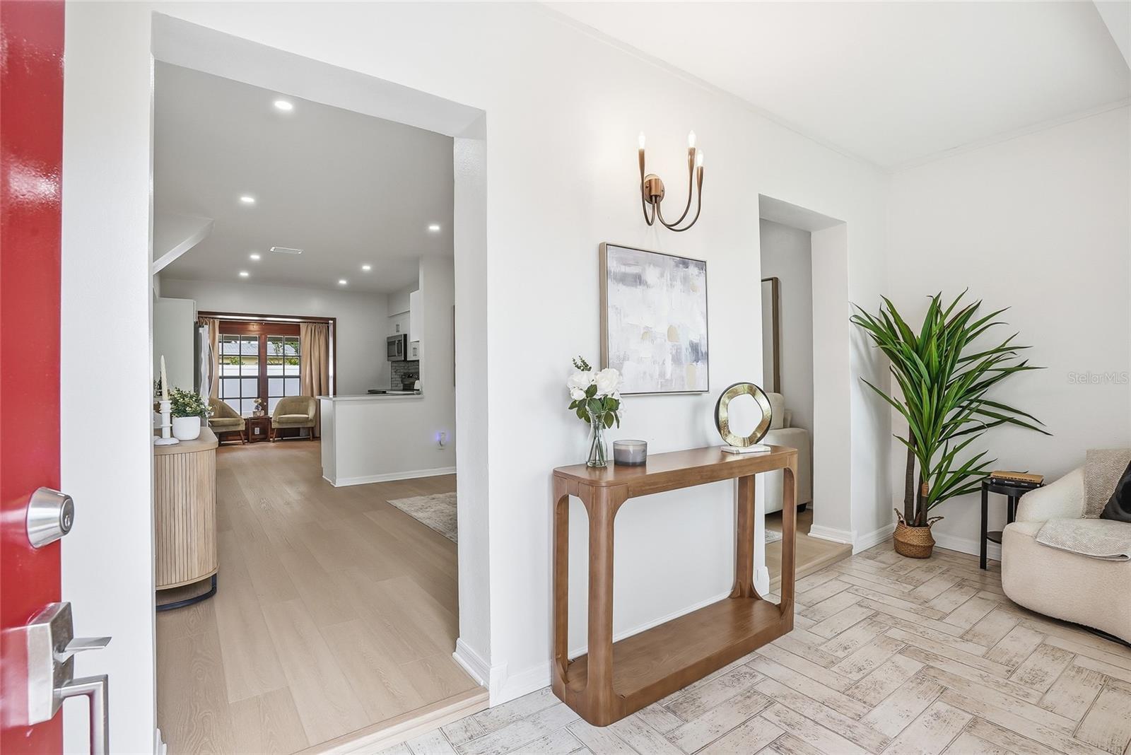 2164 RIVIERA DR, CLEARWATER, FL, 33763