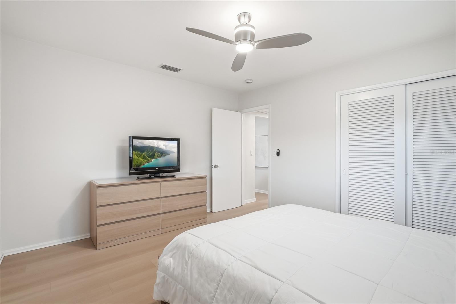 2164 RIVIERA DR, CLEARWATER, FL, 33763