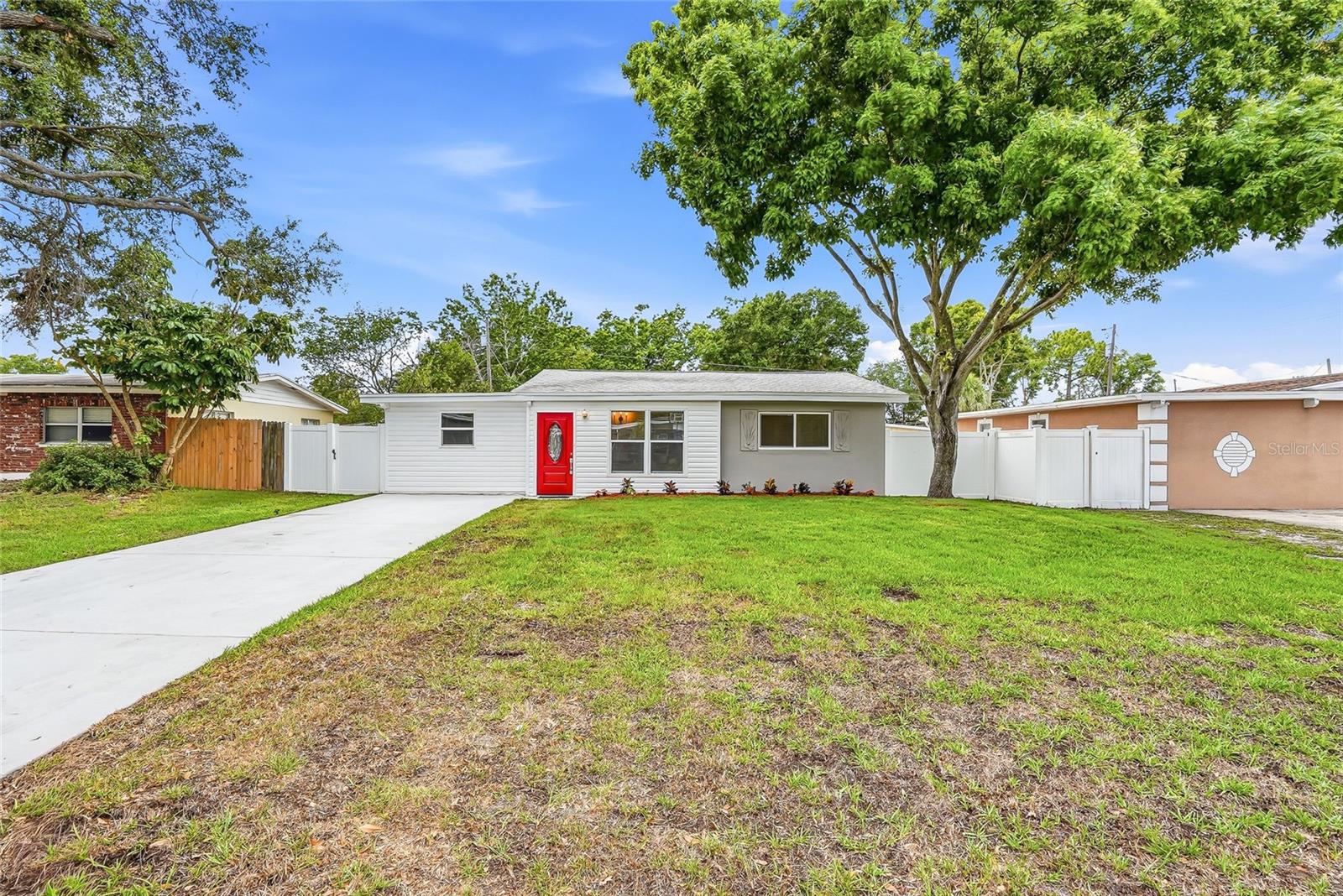 2164 RIVIERA DR, CLEARWATER, FL, 33763