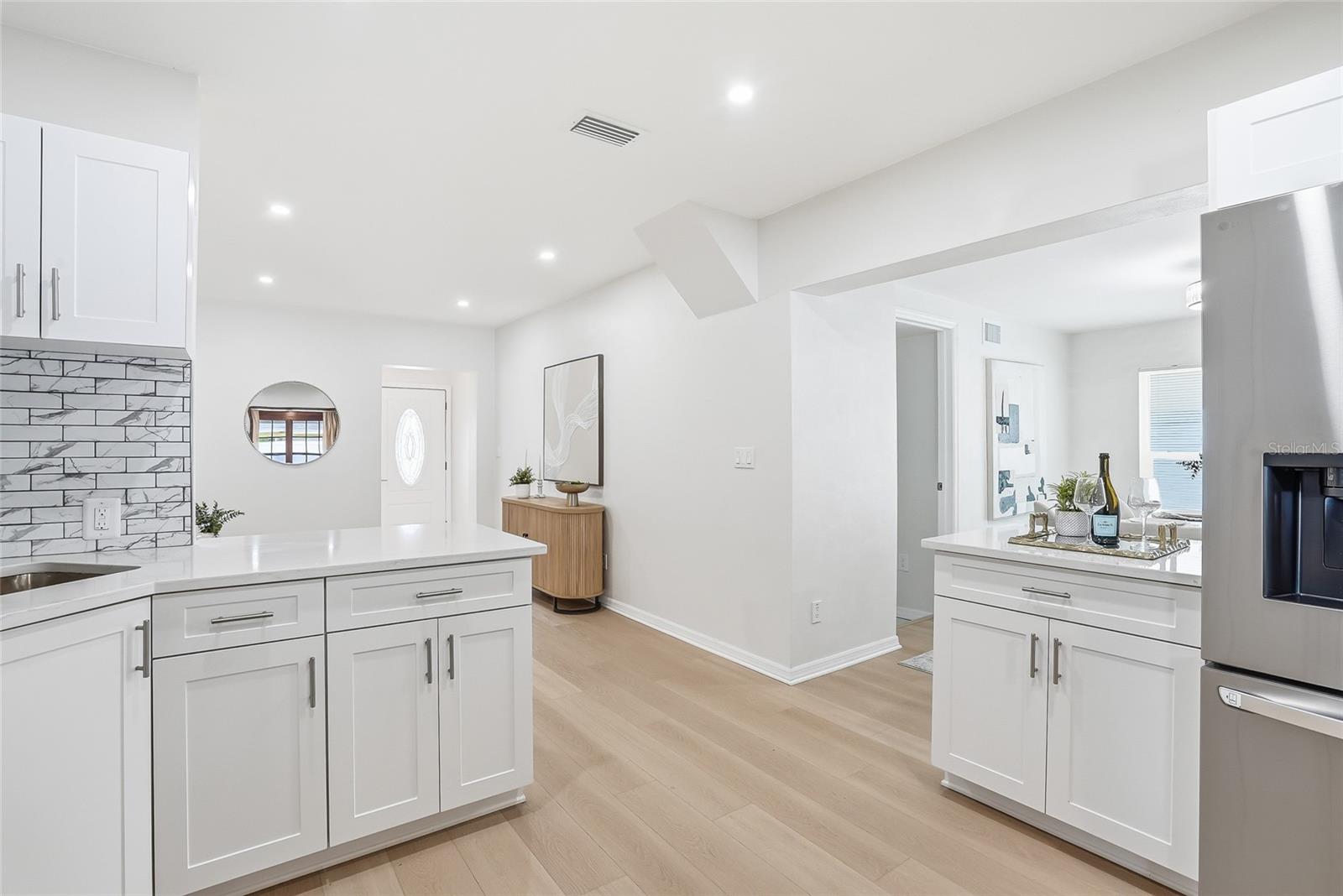 2164 RIVIERA DR, CLEARWATER, FL, 33763