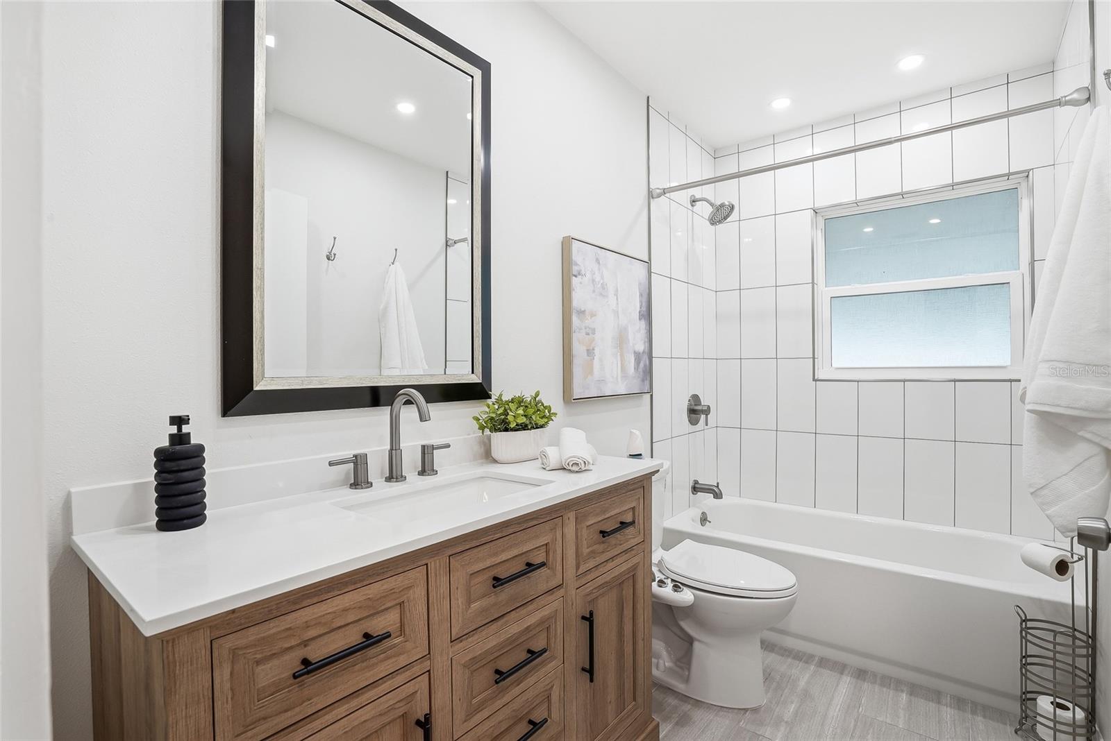 2164 RIVIERA DR, CLEARWATER, FL, 33763