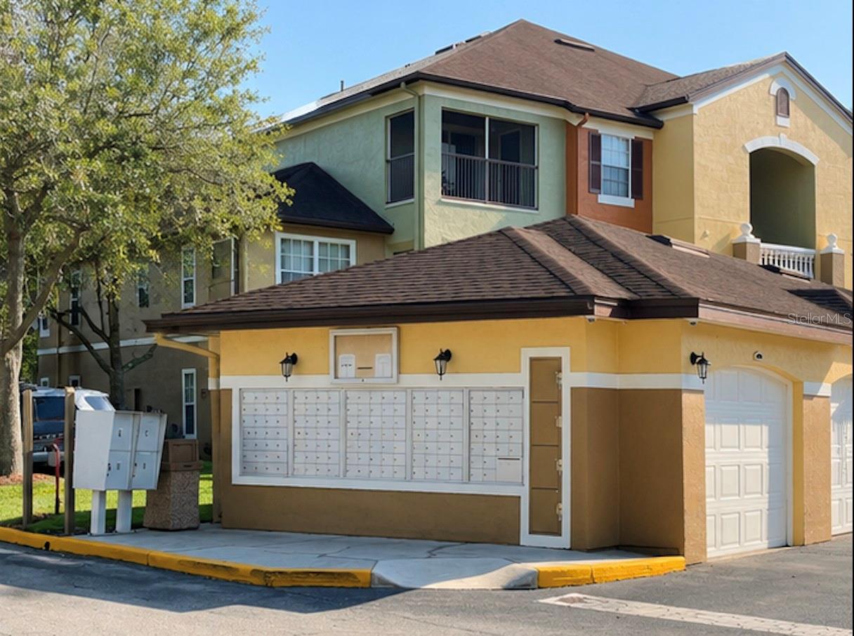 738 CREST PINES DR #728, ORLANDO, FL, 32828