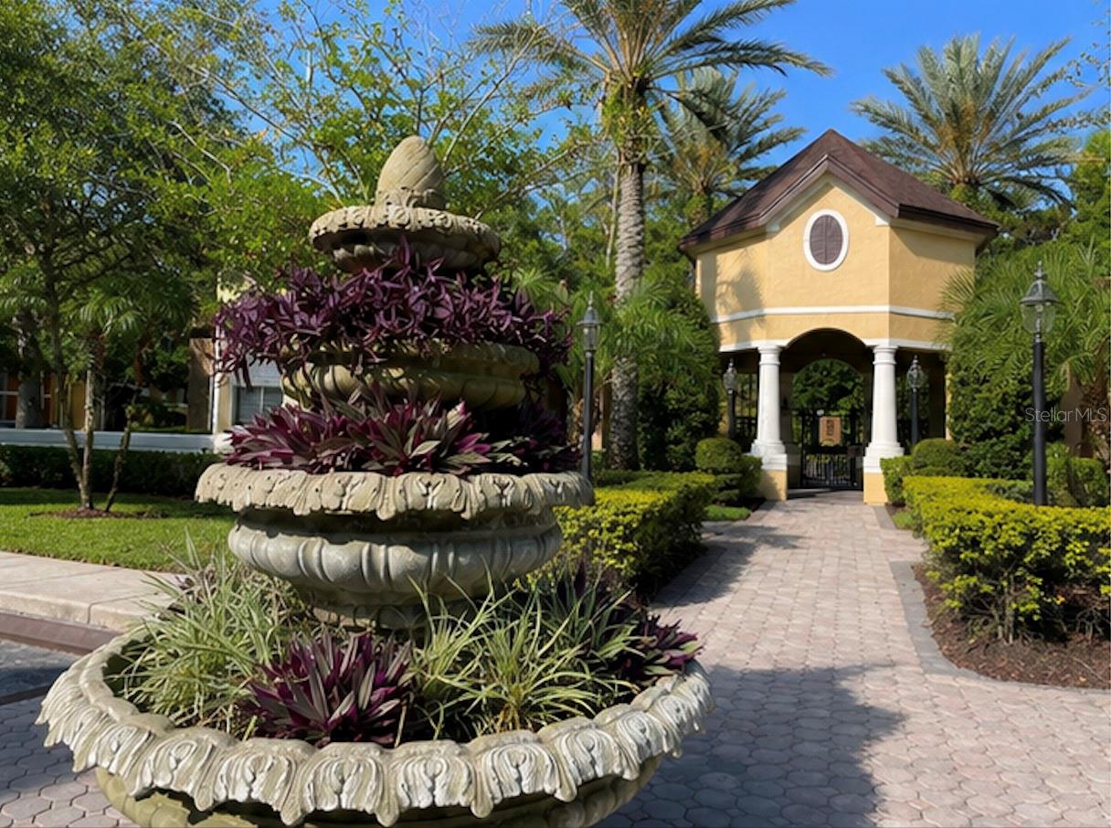738 CREST PINES DR #728, ORLANDO, FL, 32828