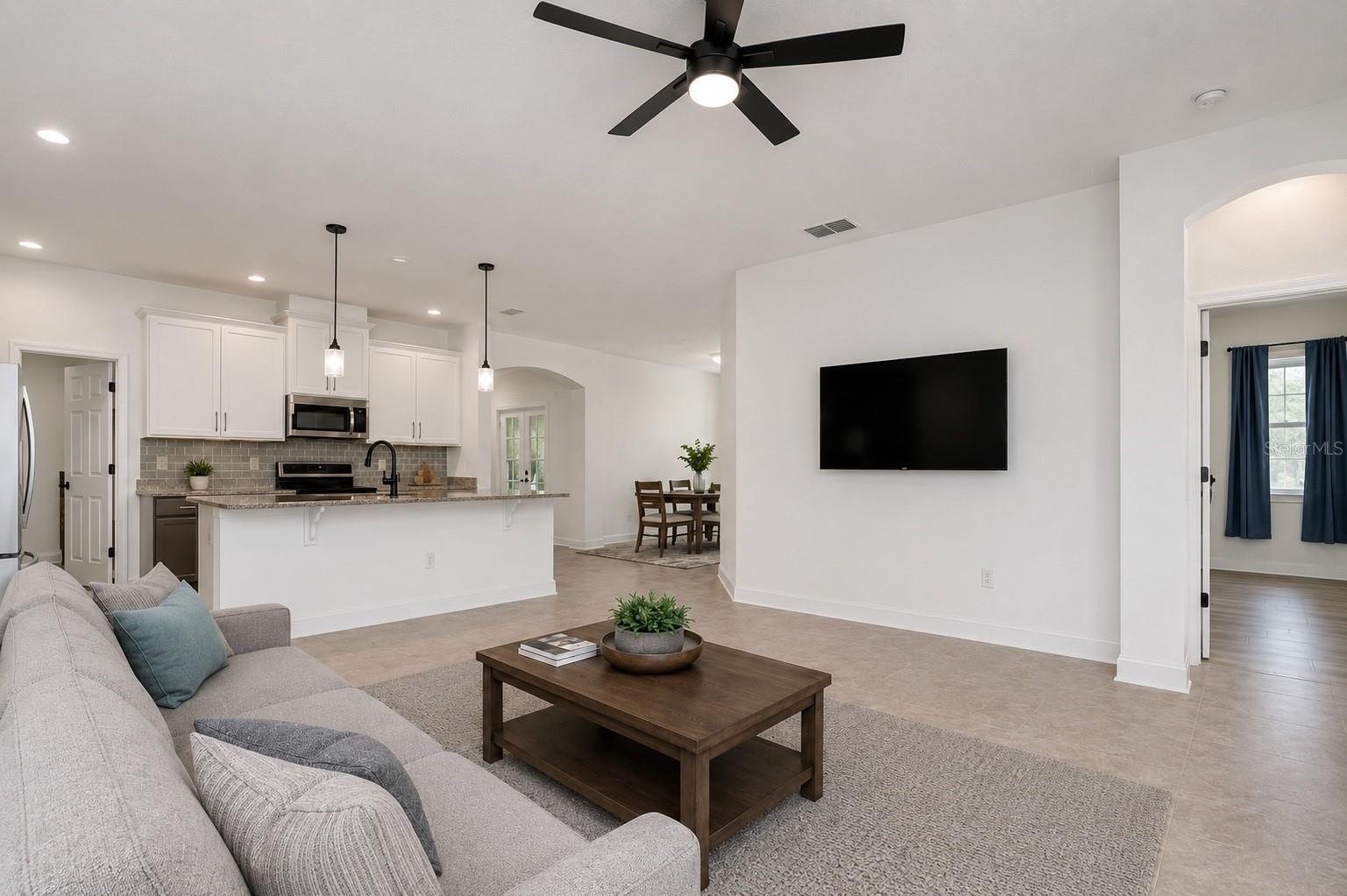 5301 MATCH POINT PL, LITHIA, FL, 33547