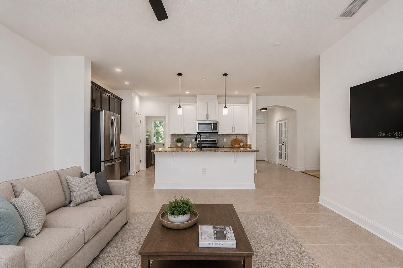 5301 MATCH POINT PL, LITHIA, FL, 33547