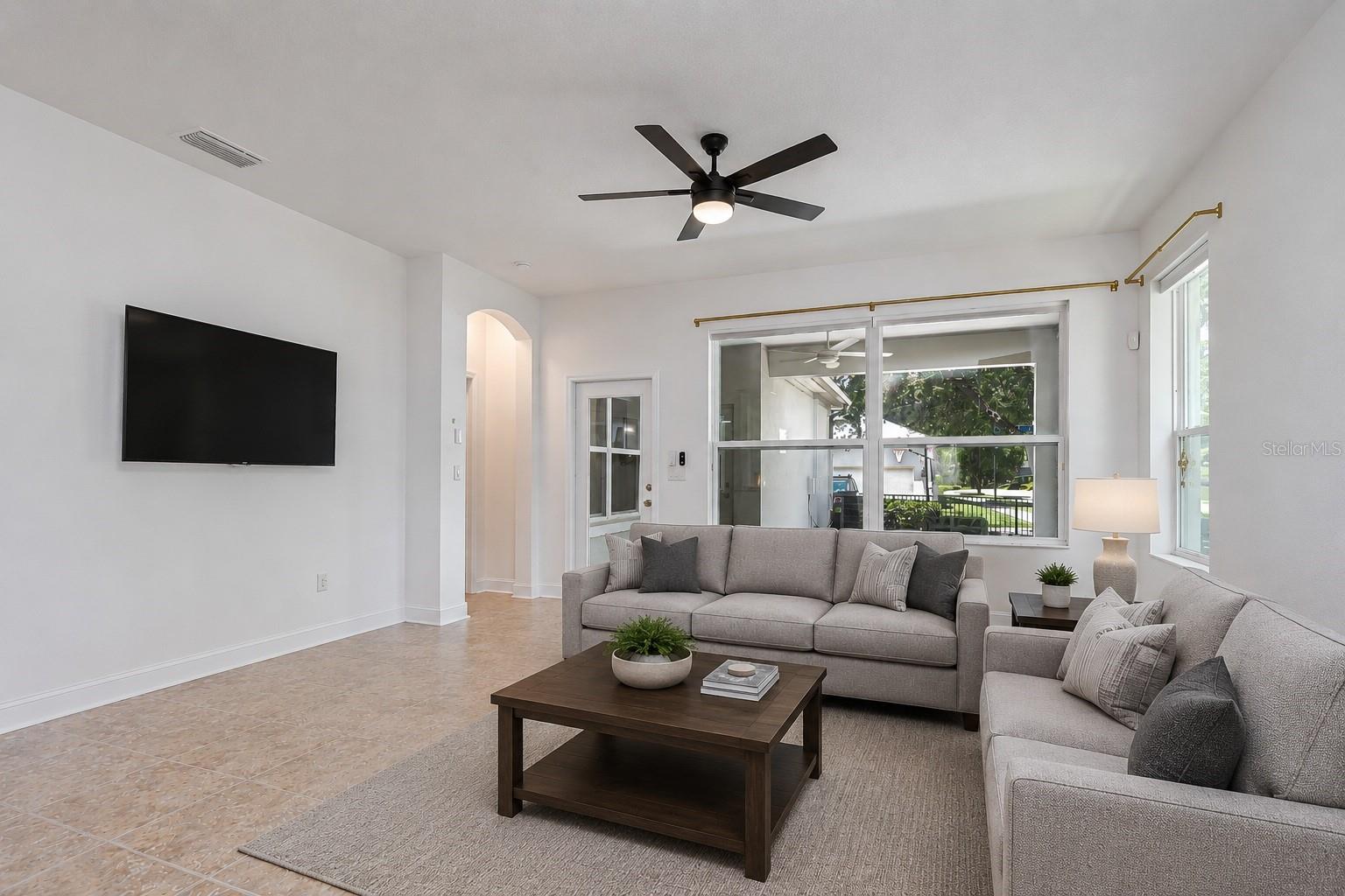 5301 MATCH POINT PL, LITHIA, FL, 33547