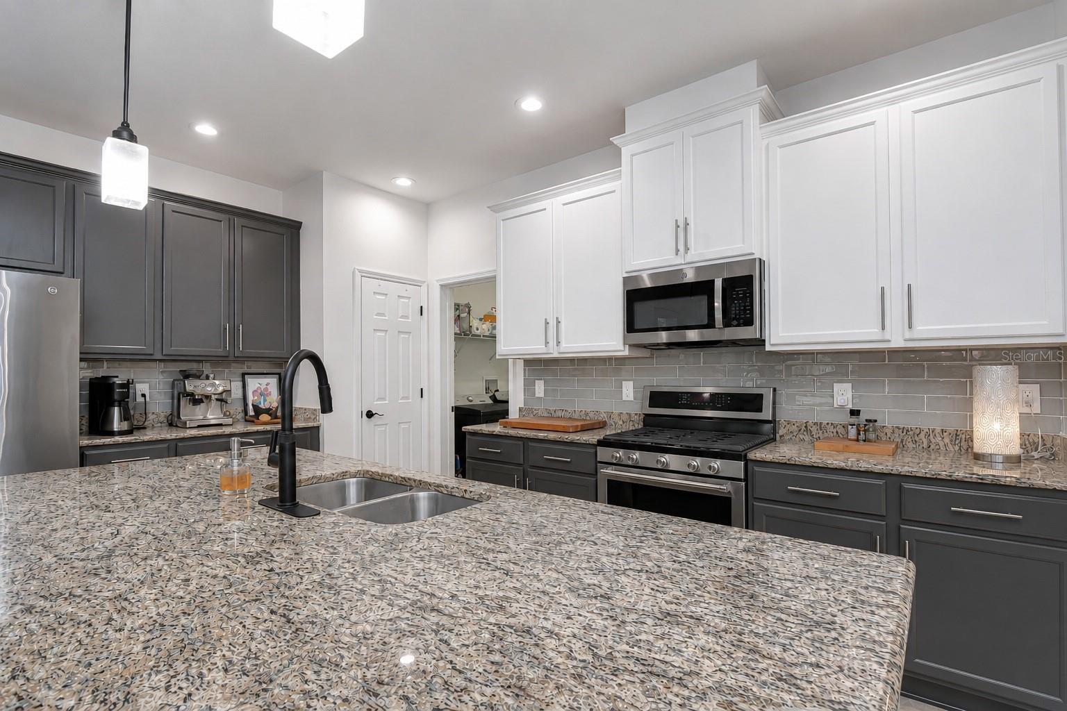 5301 MATCH POINT PL, LITHIA, FL, 33547