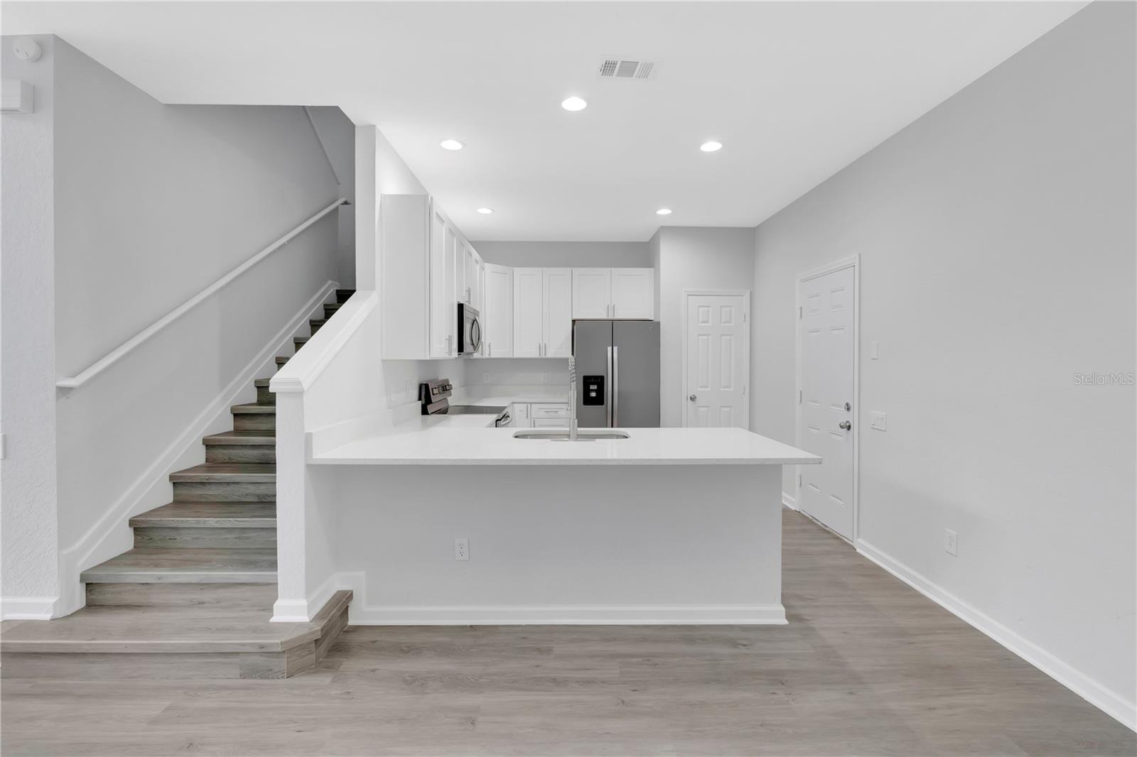1467 SHALLCROSS AVE, ORLANDO, FL, 32828
