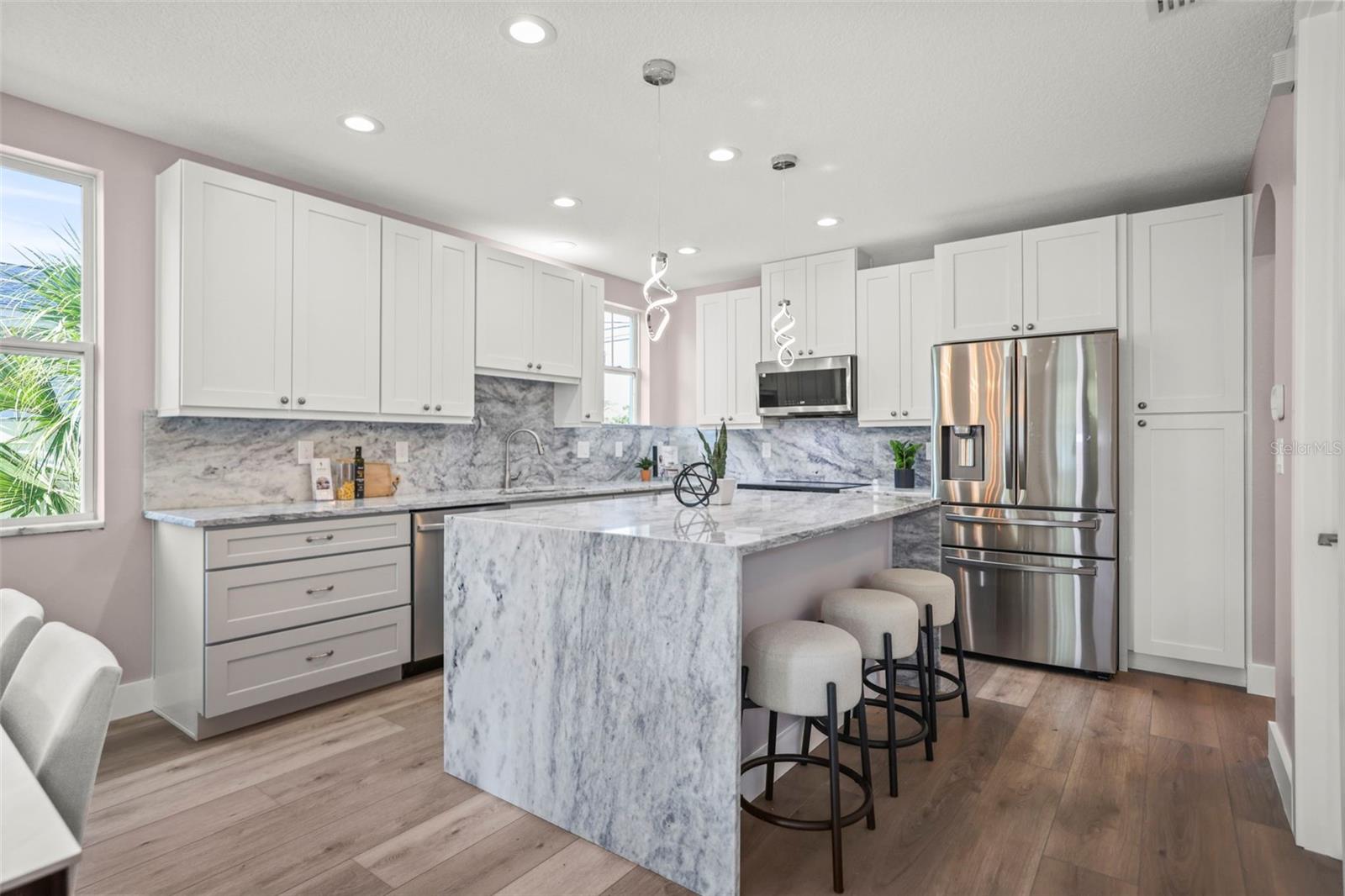 3259 EMERSON AVE S, ST PETERSBURG, FL, 33712