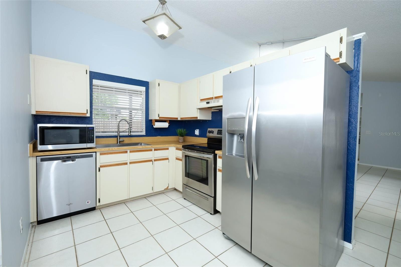 1016 GWYN CIR, OVIEDO, FL, 32765