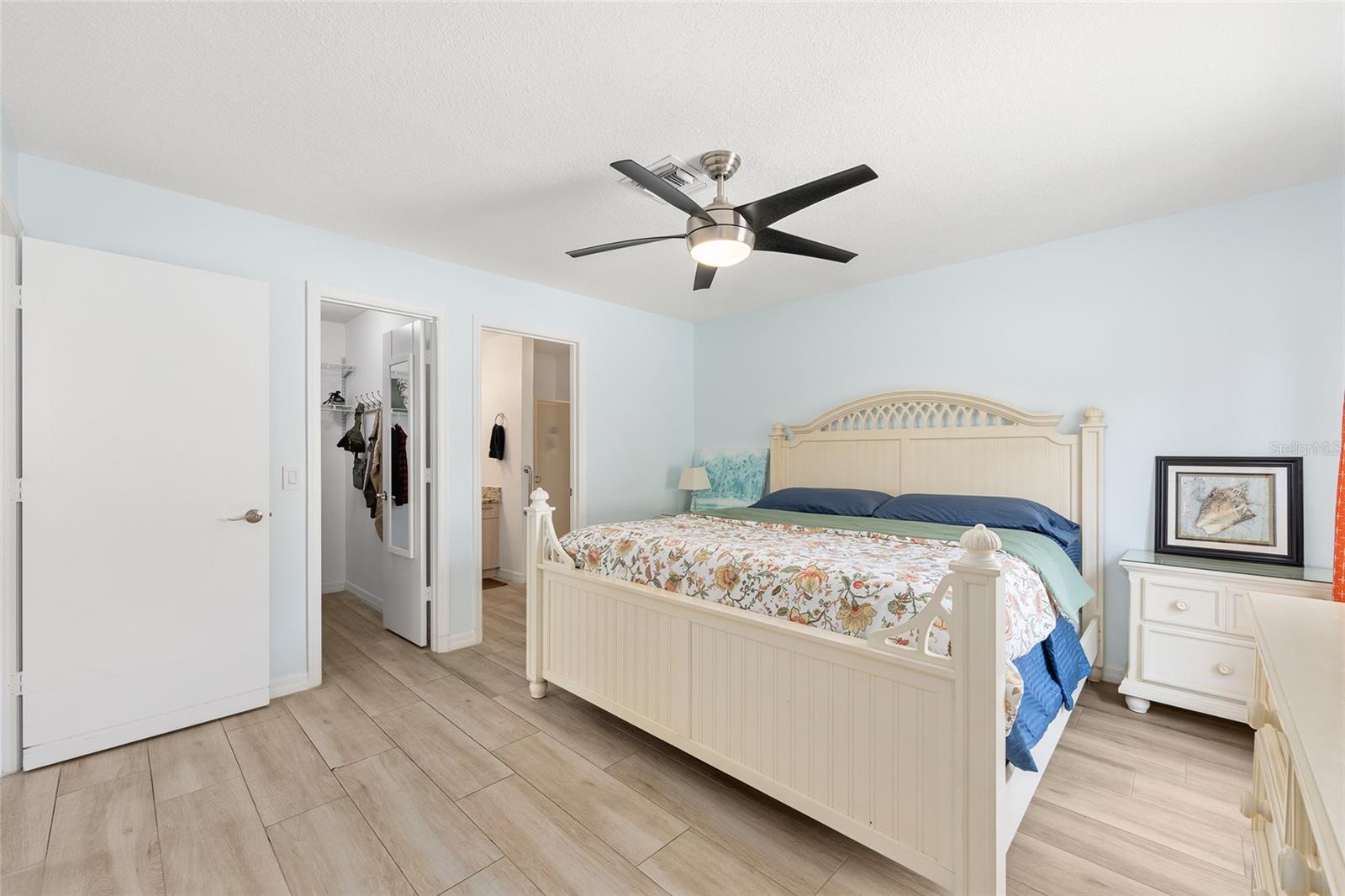 608 DELGADO AVE, THE VILLAGES, FL, 32159