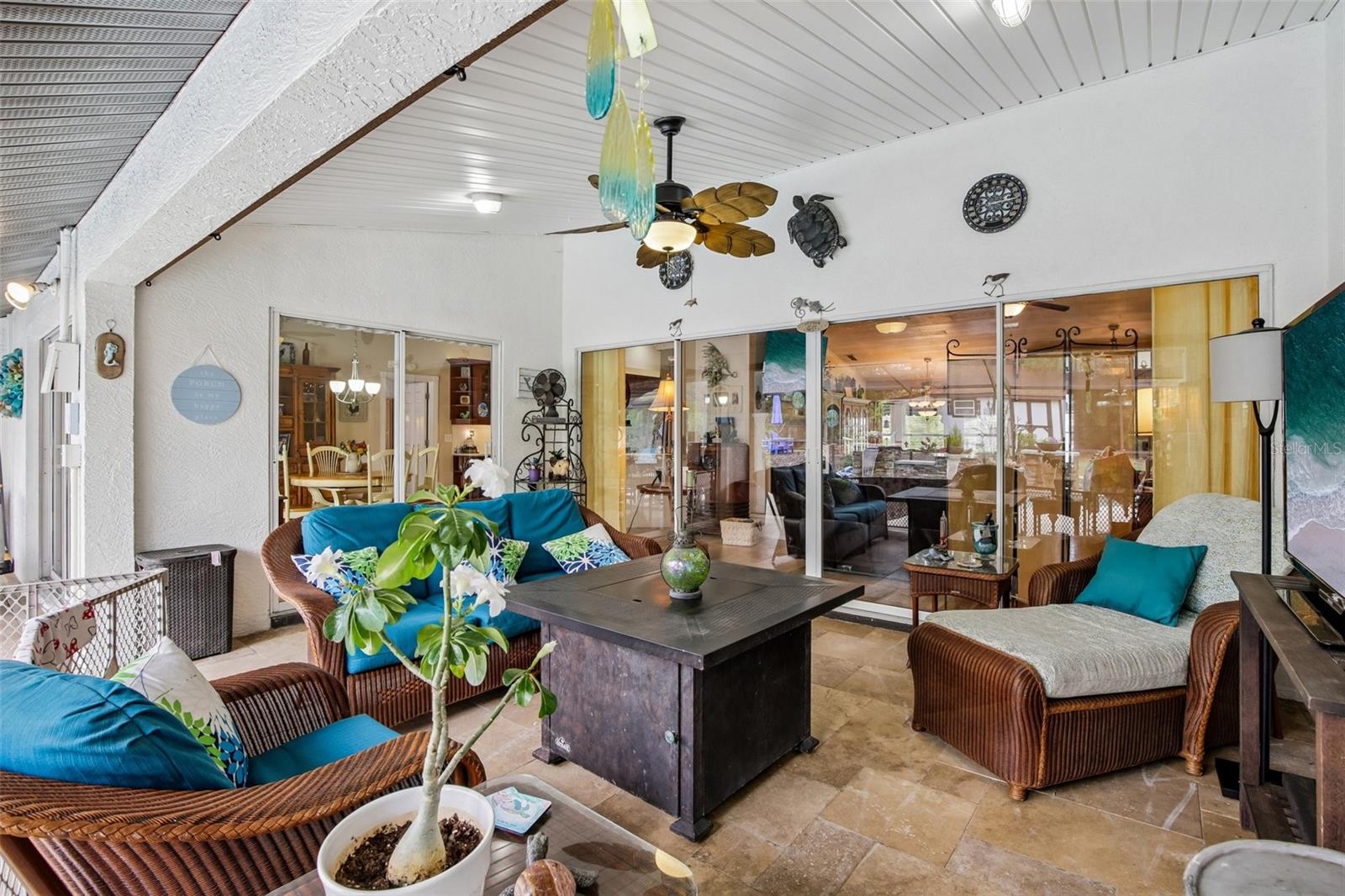 213 N BROCKFIELD DR, SUN CITY CENTER, FL, 33573
