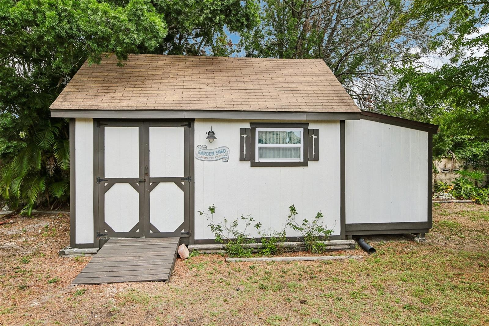 213 N BROCKFIELD DR, SUN CITY CENTER, FL, 33573