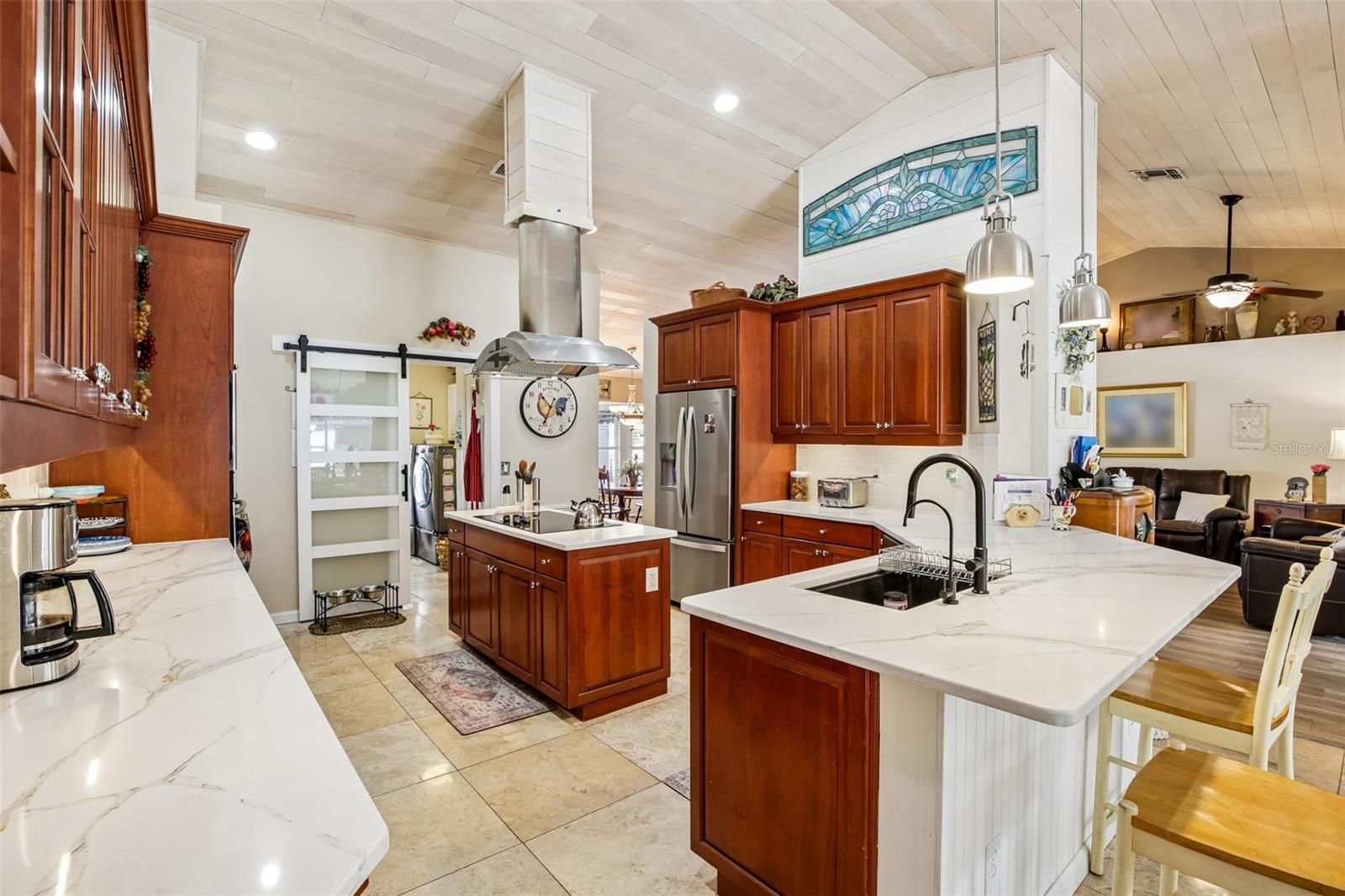 213 N BROCKFIELD DR, SUN CITY CENTER, FL, 33573