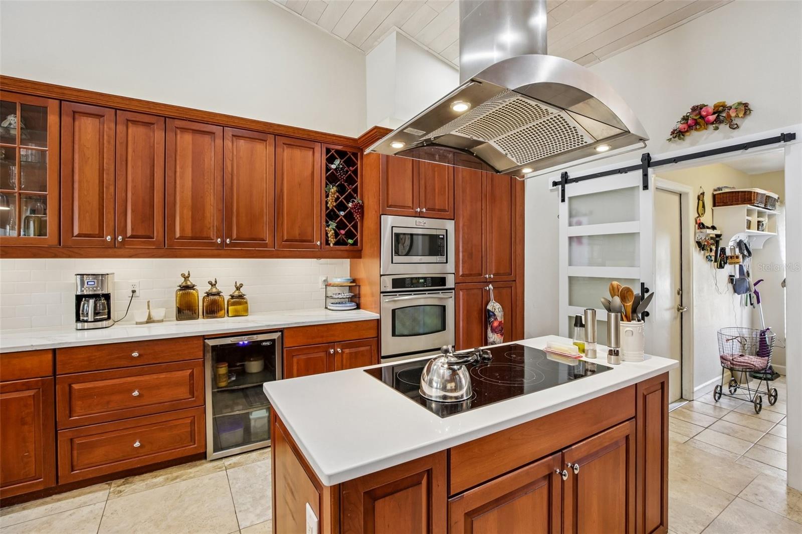 213 N BROCKFIELD DR, SUN CITY CENTER, FL, 33573