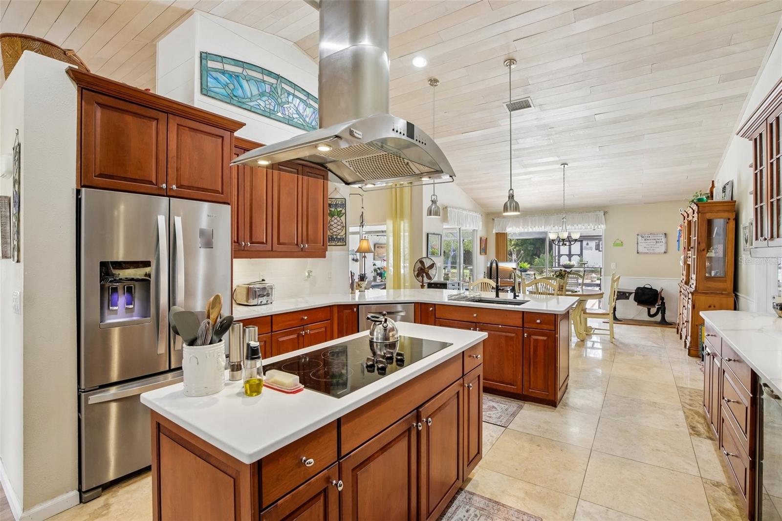 213 N BROCKFIELD DR, SUN CITY CENTER, FL, 33573