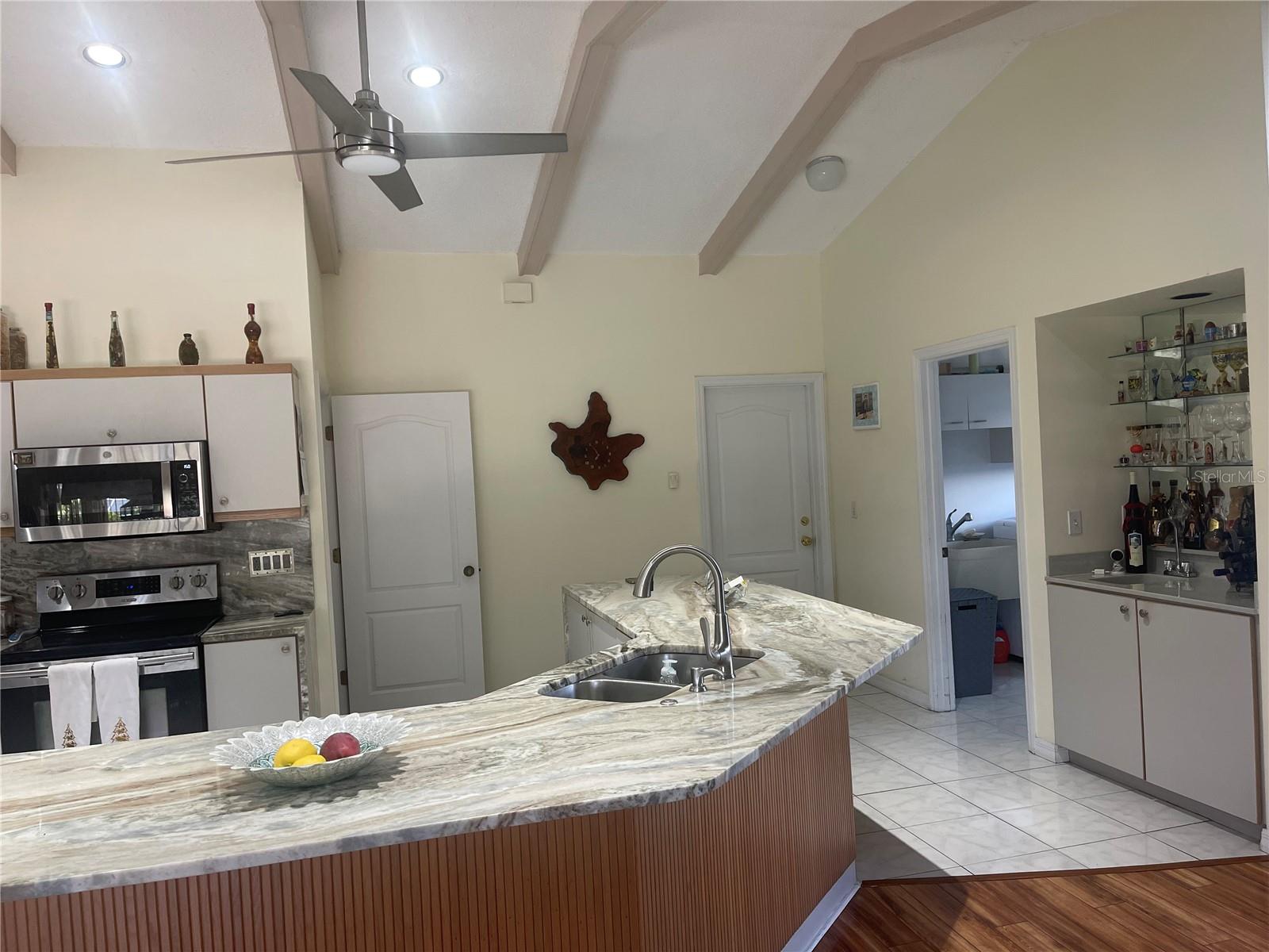 4696 LONG LAKE DR, SARASOTA, FL, 34233