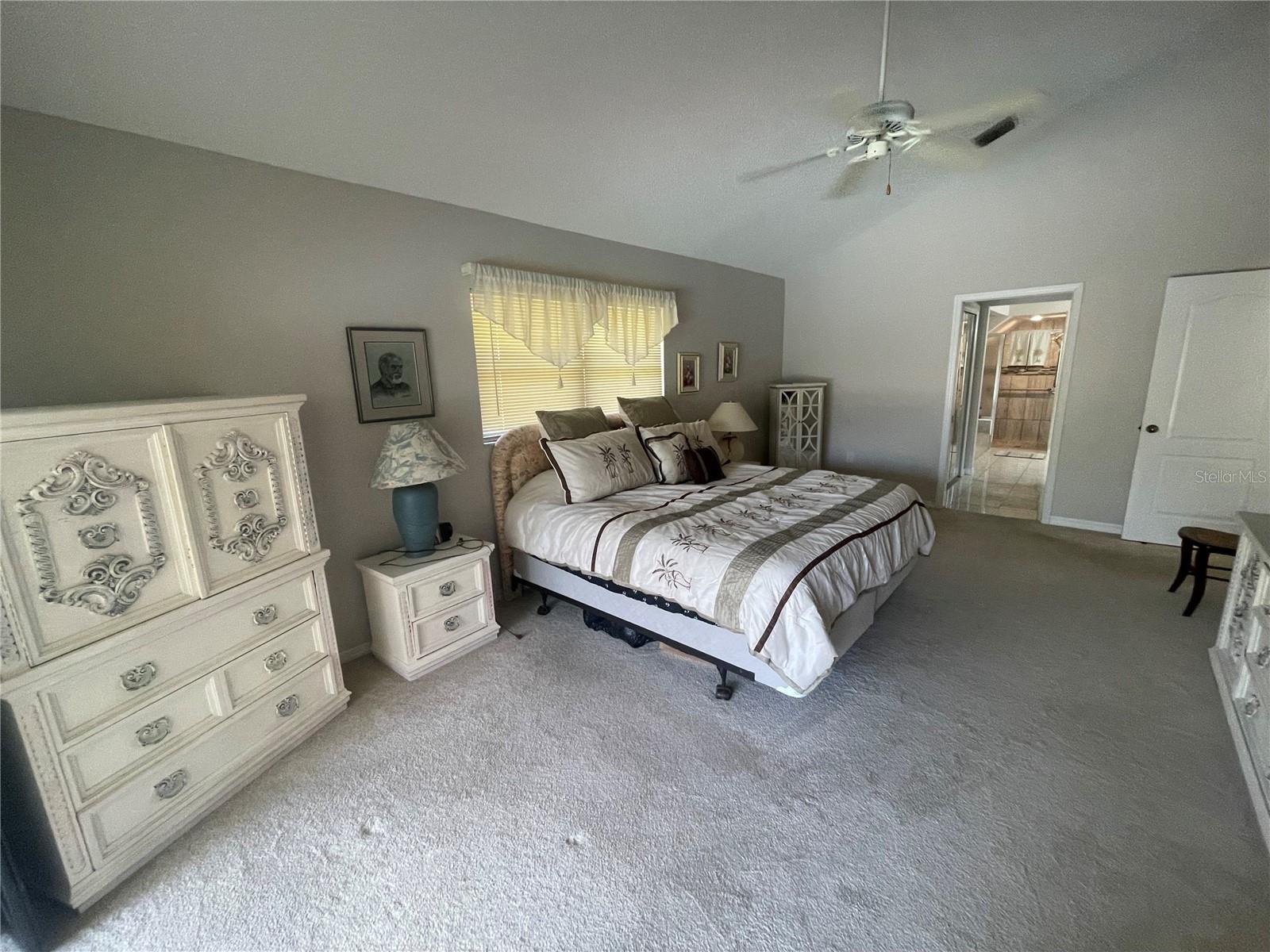4696 LONG LAKE DR, SARASOTA, FL, 34233