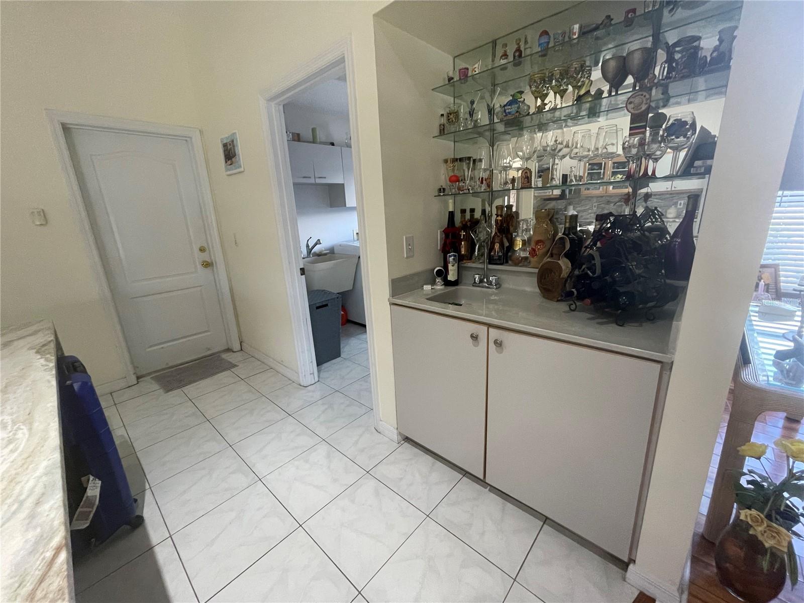 4696 LONG LAKE DR, SARASOTA, FL, 34233