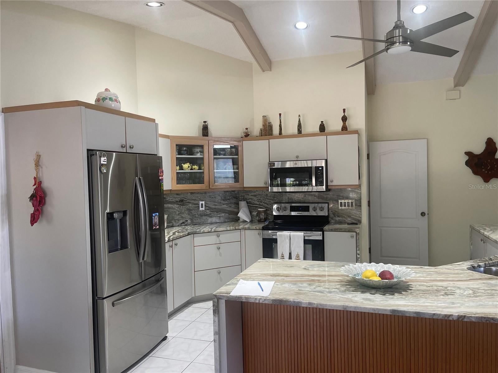 4696 LONG LAKE DR, SARASOTA, FL, 34233