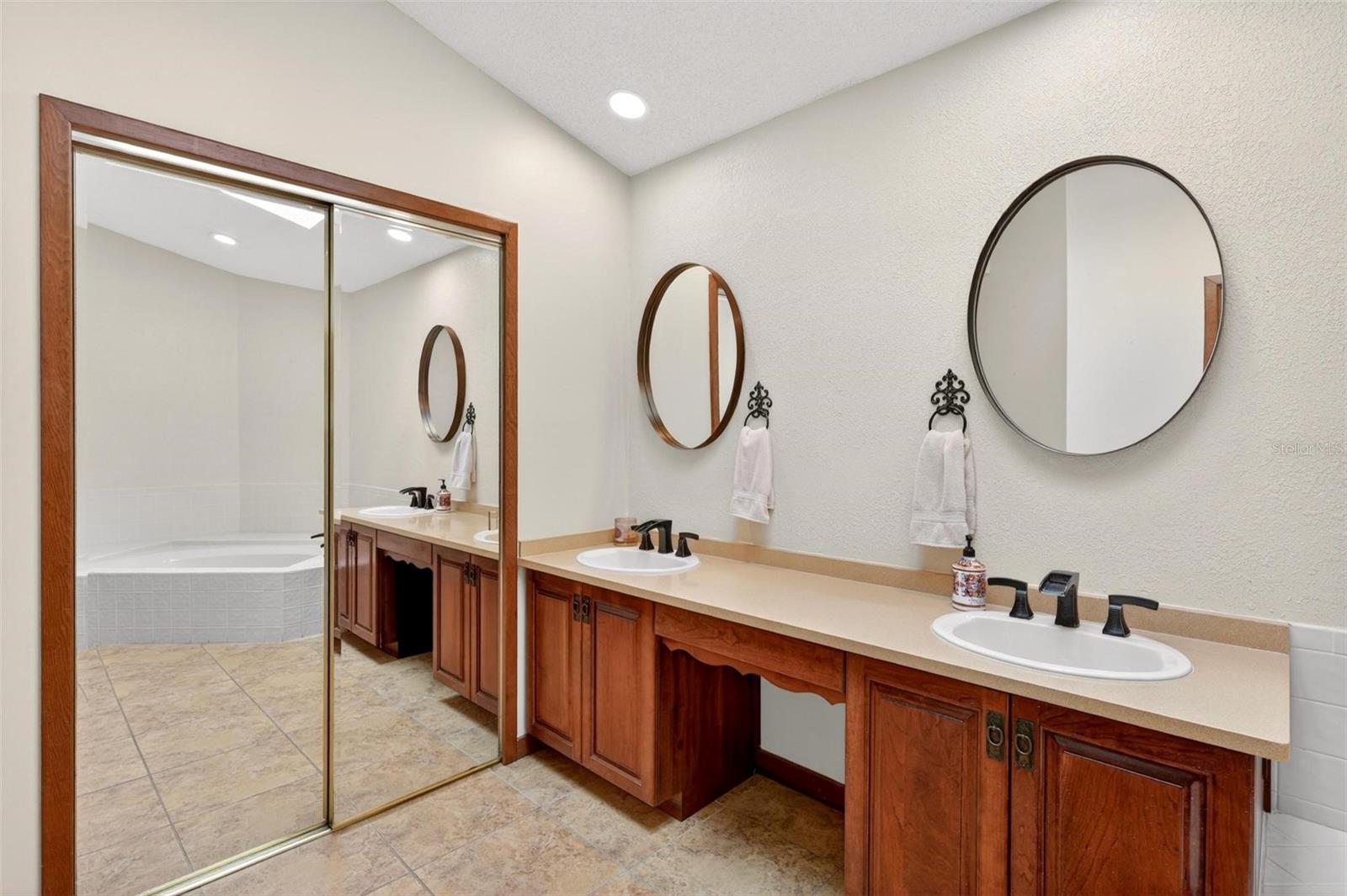 2656 BENT HICKORY CIR, LONGWOOD, FL, 32779