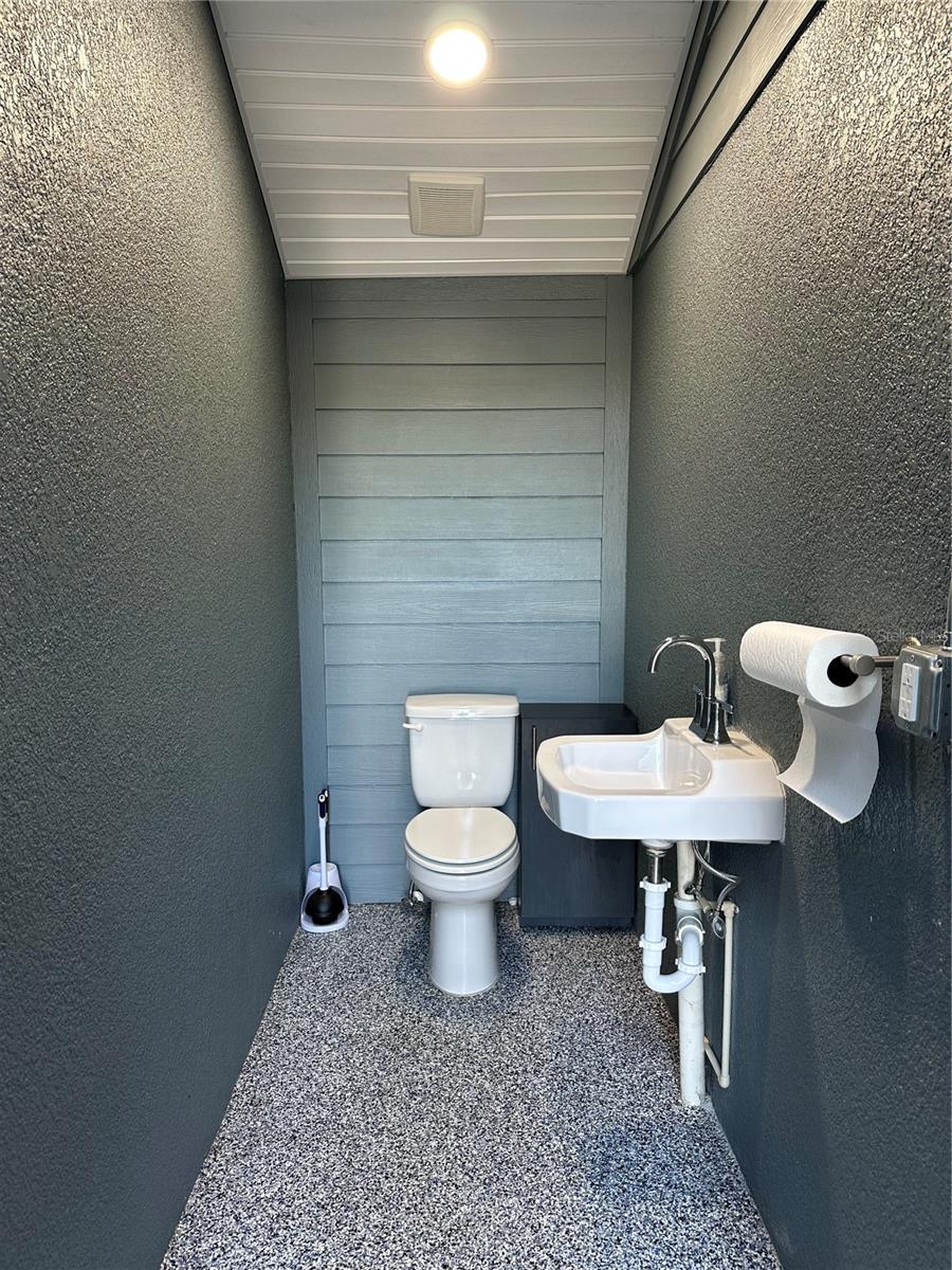 110 SPIRIT LAKE RD #8, WINTER HAVEN, FL, 33880