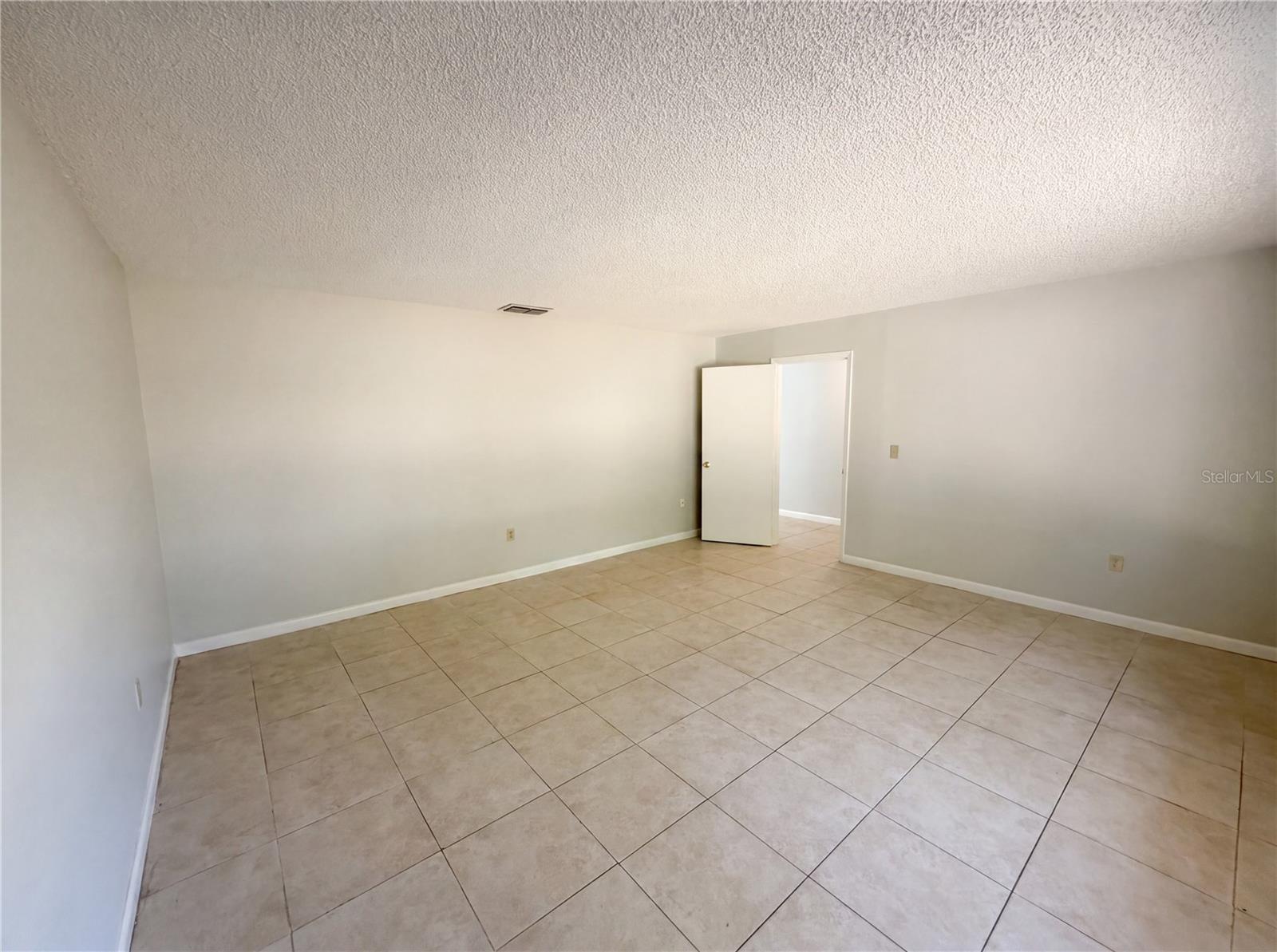 543 SILVER COURSE CIR, OCALA, FL, 34472