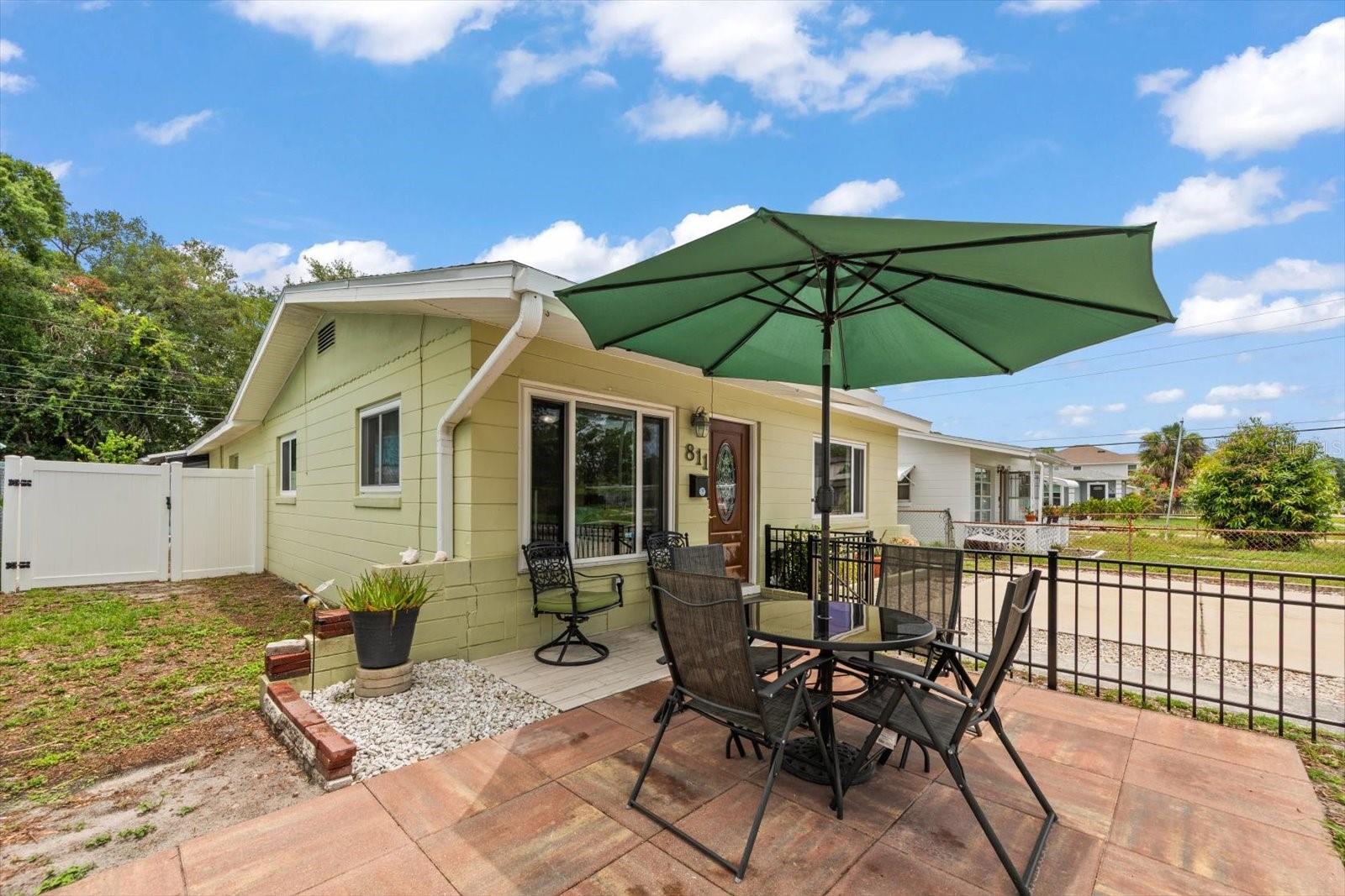 811 48TH AVE N, ST PETERSBURG, FL, 33703
