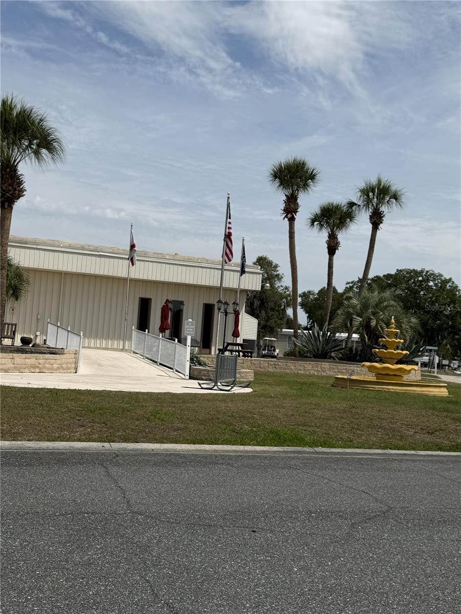 171 PARADISE N, LEESBURG, FL, 34788