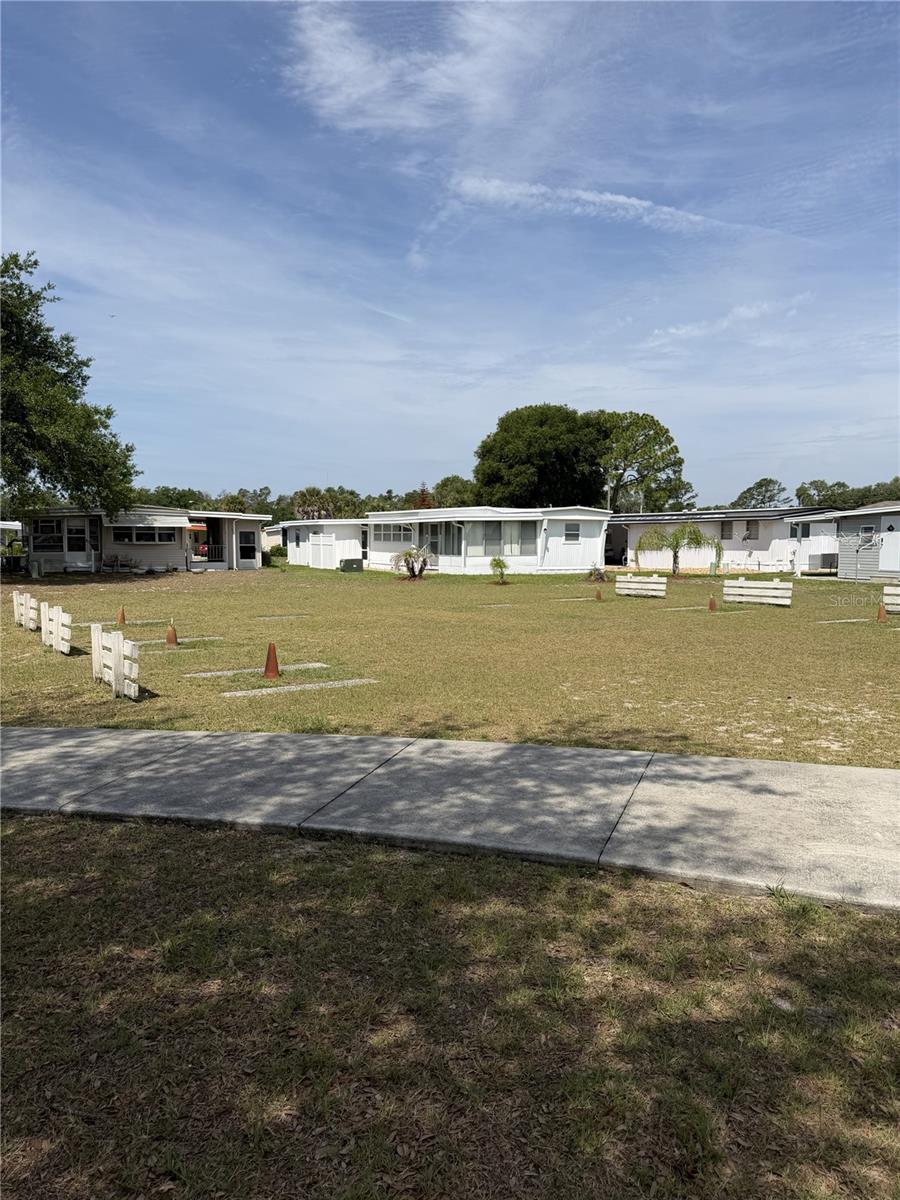 171 PARADISE N, LEESBURG, FL, 34788
