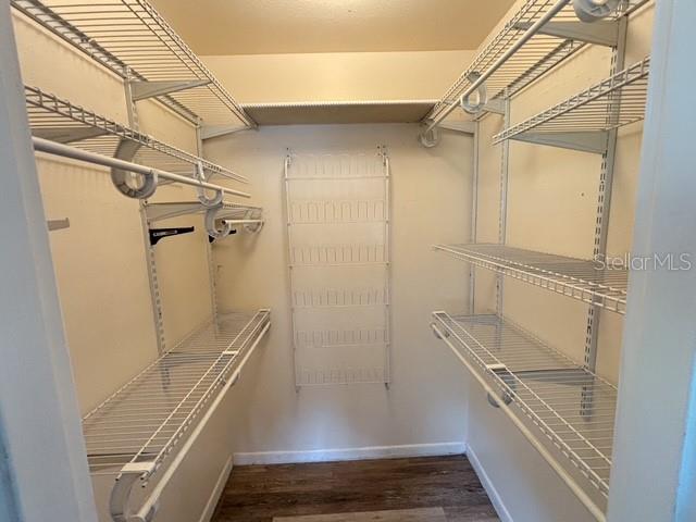 121 E PINE ST, HOWEY IN THE HILLS, FL, 34737