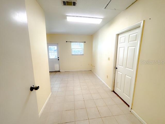 121 E PINE ST, HOWEY IN THE HILLS, FL, 34737