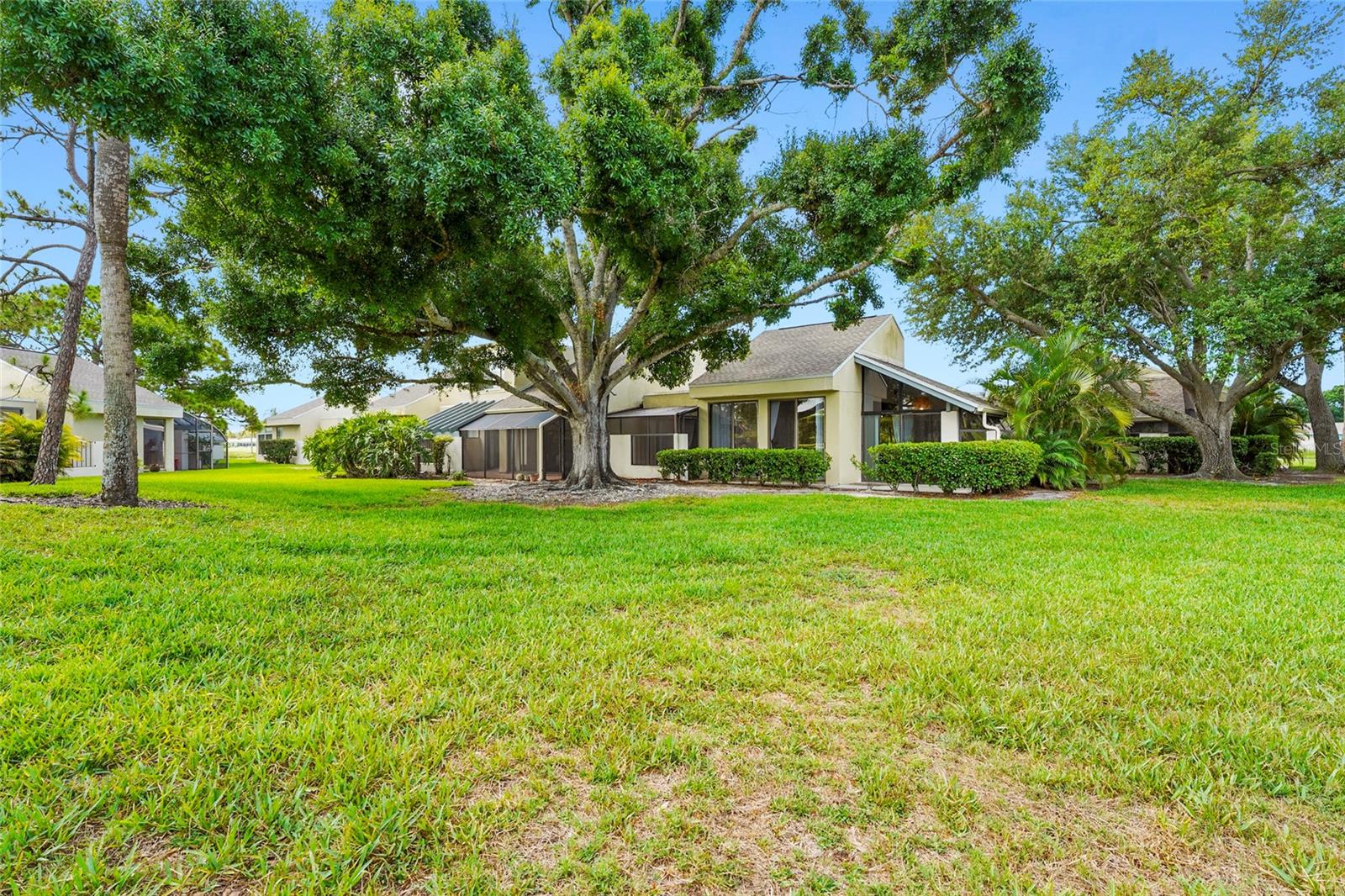 2383 LAKESIDE MEWS #D3, SARASOTA, FL, 34235