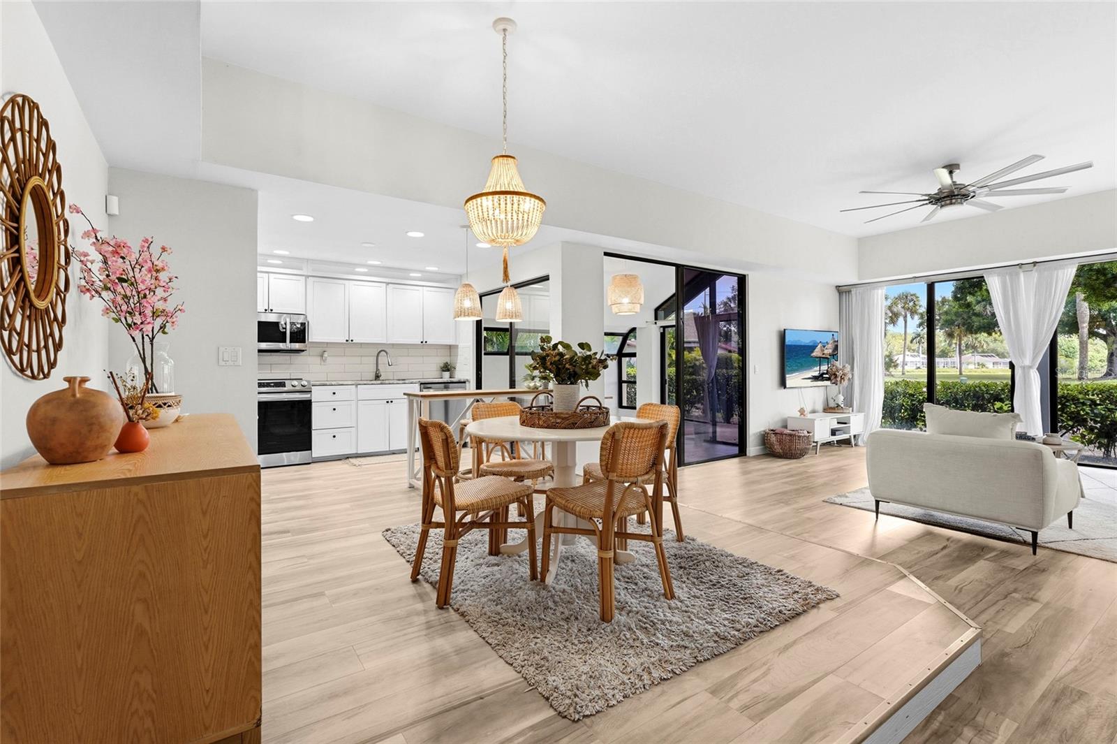 2383 LAKESIDE MEWS #D3, SARASOTA, FL, 34235