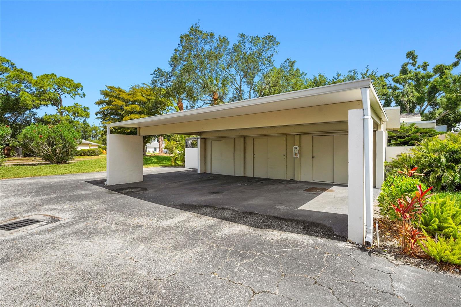 2383 LAKESIDE MEWS #D3, SARASOTA, FL, 34235