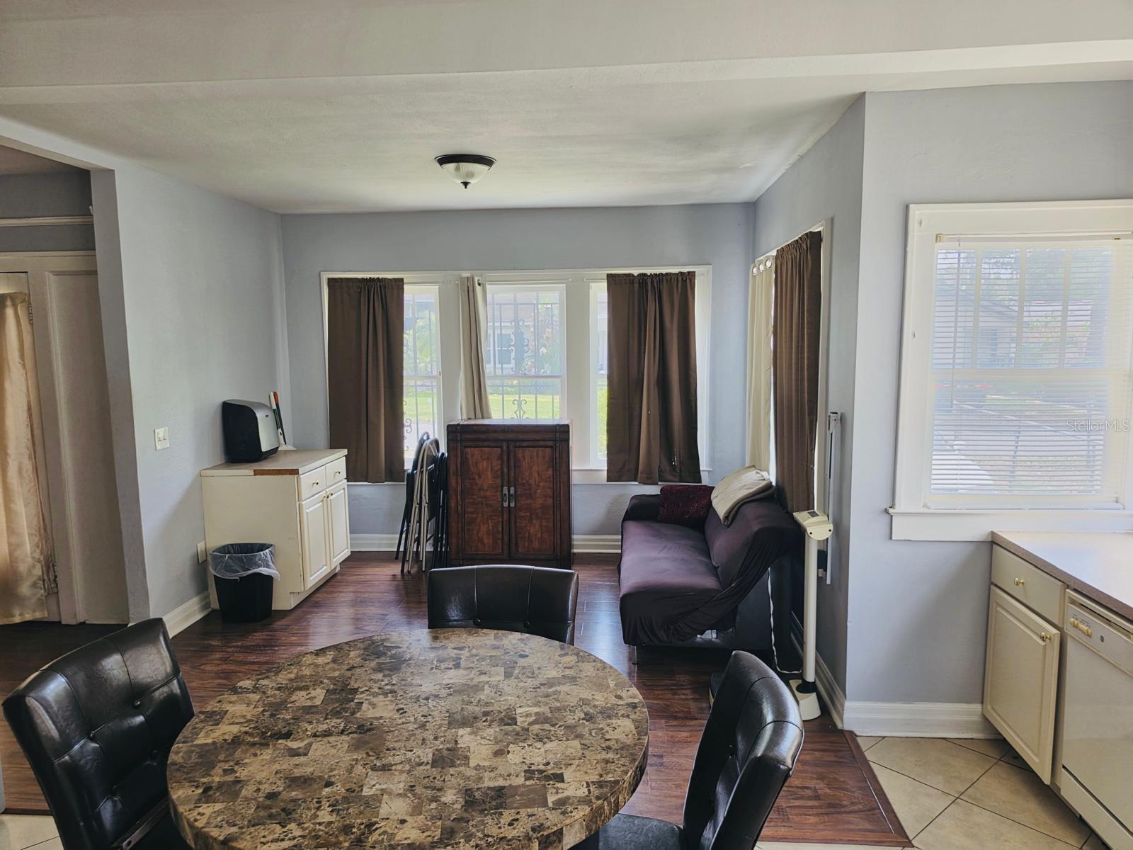 203 W SOUTH AVE, TAMPA, FL, 33603
