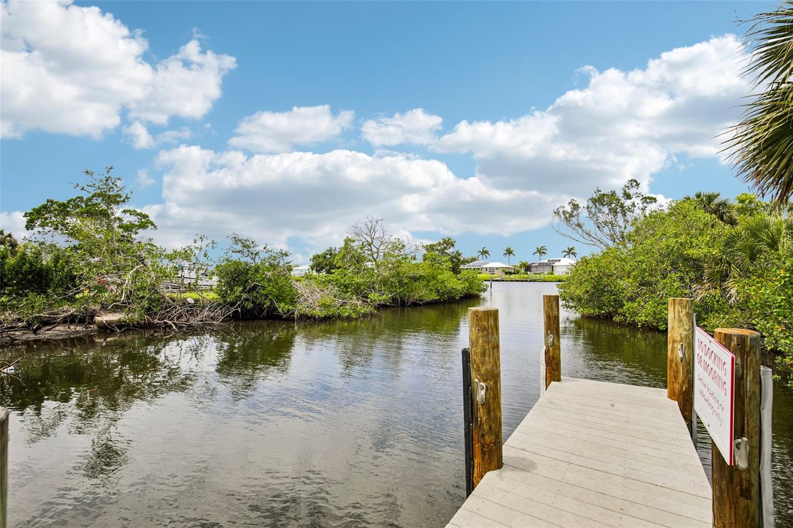 807 LUCILLE AVE, NOKOMIS, FL, 34275