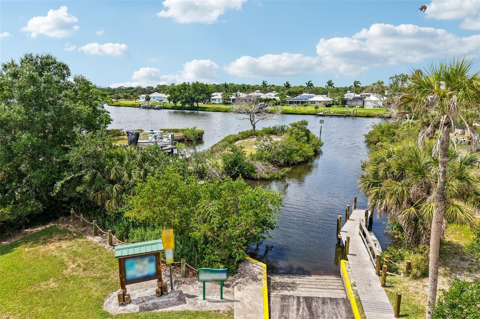 807 LUCILLE AVE, NOKOMIS, FL, 34275