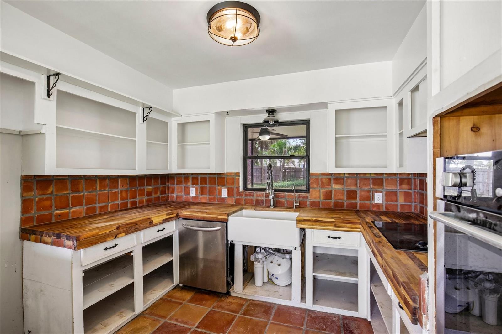 807 LUCILLE AVE, NOKOMIS, FL, 34275
