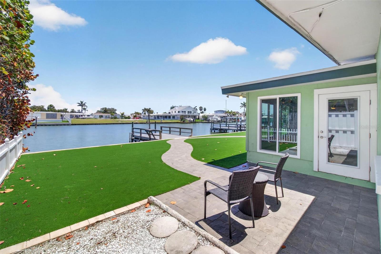 245 176TH TER E, REDINGTON SHORES, FL, 33708