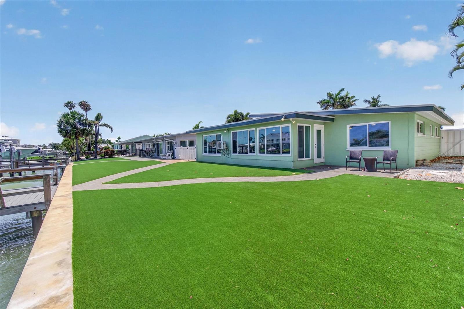 245 176TH TER E, REDINGTON SHORES, FL, 33708
