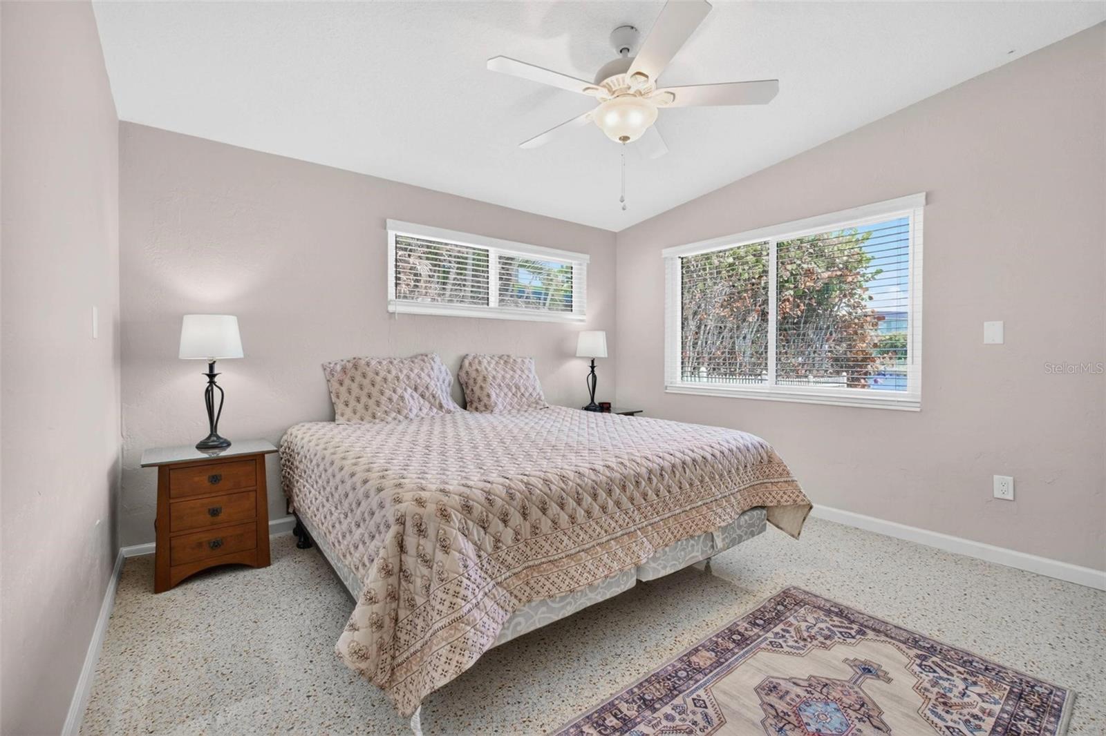 245 176TH TER E, REDINGTON SHORES, FL, 33708