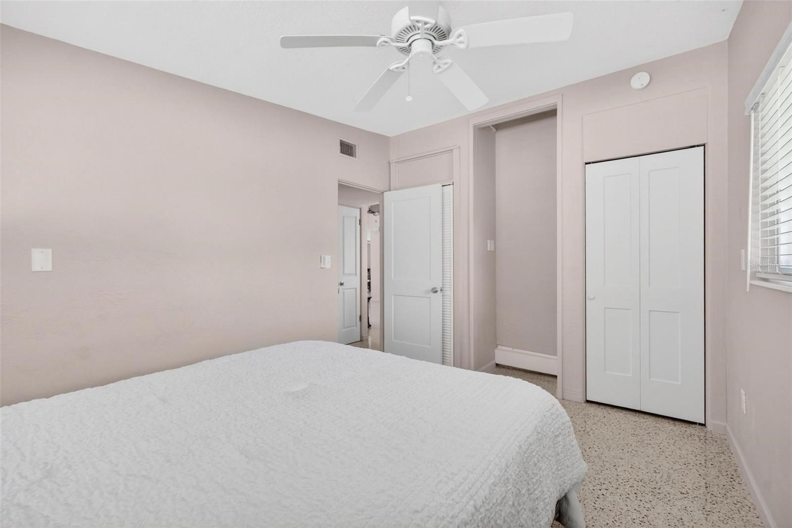 245 176TH TER E, REDINGTON SHORES, FL, 33708