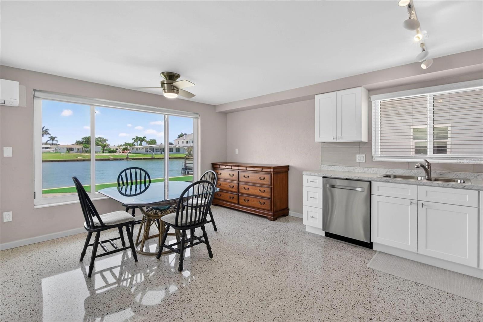 245 176TH TER E, REDINGTON SHORES, FL, 33708